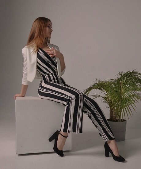 Foto di nudo di fuga di OnlyFans di Alinazaozerskayaaa