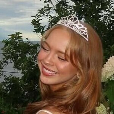 Обнаженная фотография утечки OnlyFans от Lily Stewart