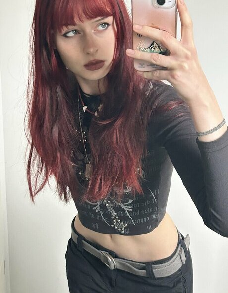 Nacktes geleaktes OnlyFans-Foto von Ellathelewd