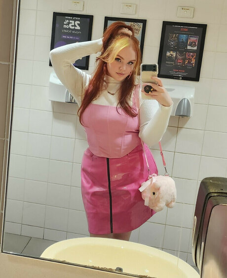 Обнаженная фотография утечки OnlyFans от Elizabethdangerx