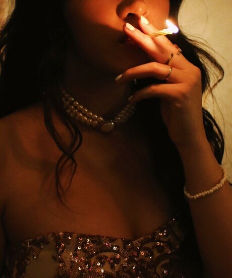 Naken lekkede OnlyFans-bilde av Choi Eun