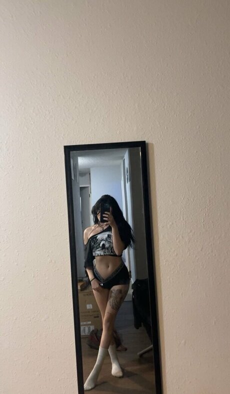 Foto di nudo di fuga di OnlyFans di Ttt772