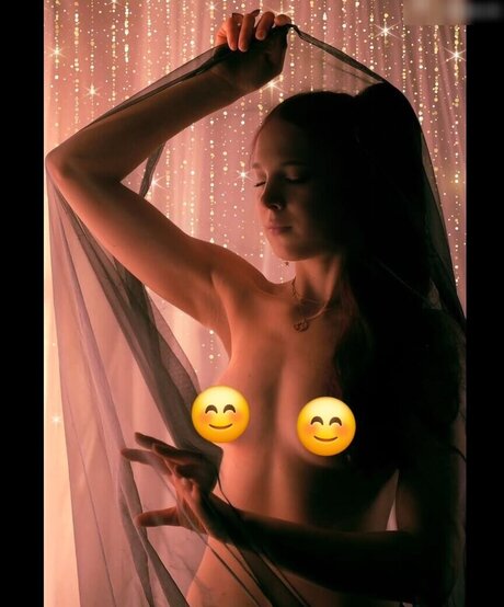 OnlyFans-model Journeyofhammer