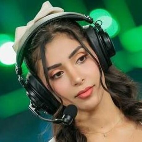 Nacktes geleaktes OnlyFans-Foto von Mira Ephey Riad