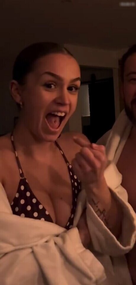 OnlyFans-model Lisasrmst