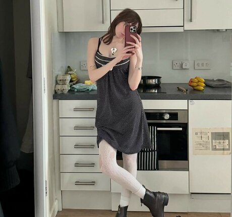 Alasti lekkinud OnlyFans-i pilt Licetown