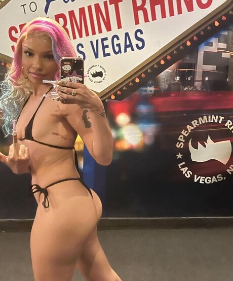 Alasti lekkinud OnlyFans-i pilt Babiebulttt