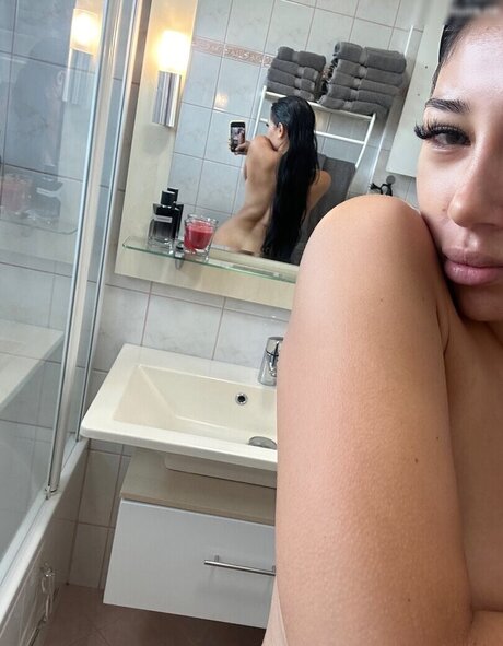 Tryaz OnlyFansリークヌード写真