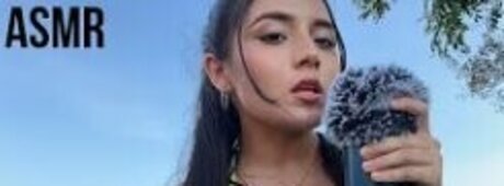 Naken lekkede OnlyFans-bilde av Alme Asmr