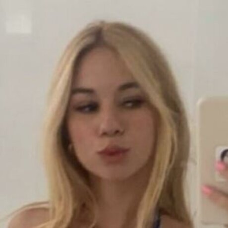 Nacktes geleaktes OnlyFans-Foto von Isabelleinswe