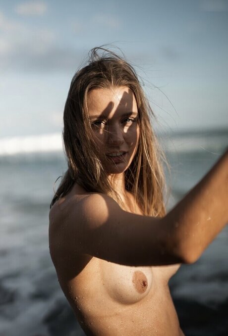 Naakte gelekte OnlyFans-foto van Sidinthesun