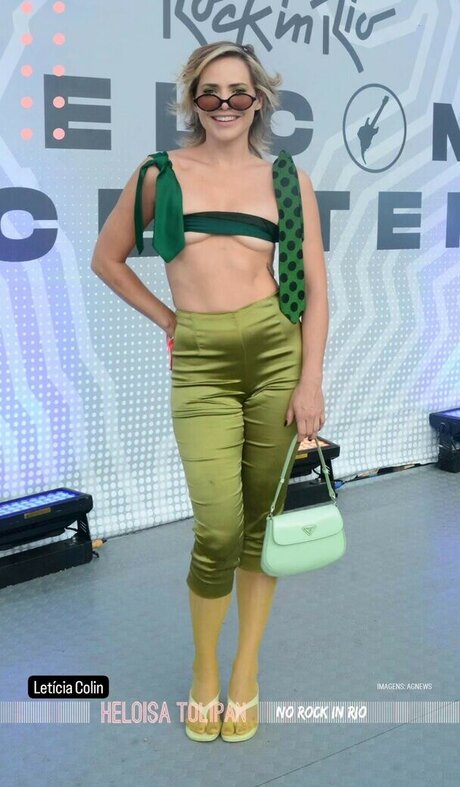 Nahá fotka uniklých OnlyFans od Leticia Colin