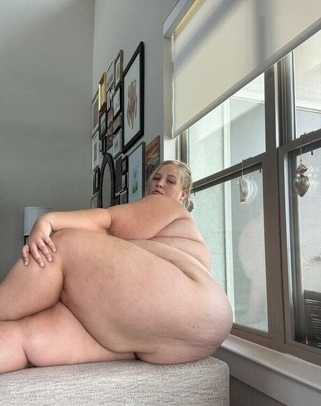 Nacktes geleaktes OnlyFans-Foto von Emily Ceciliaxemily