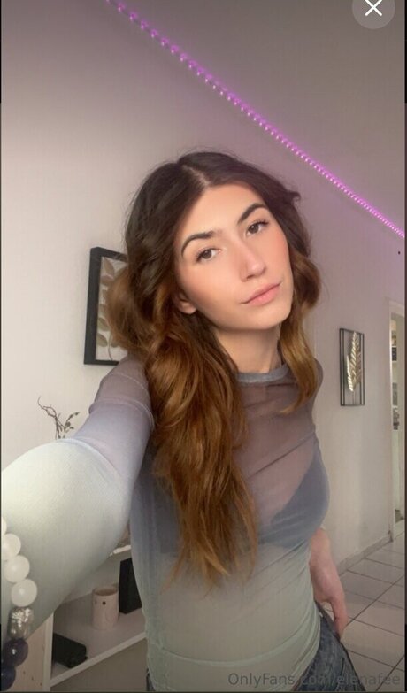 Nahá fotka uniklých OnlyFans od Elenafee