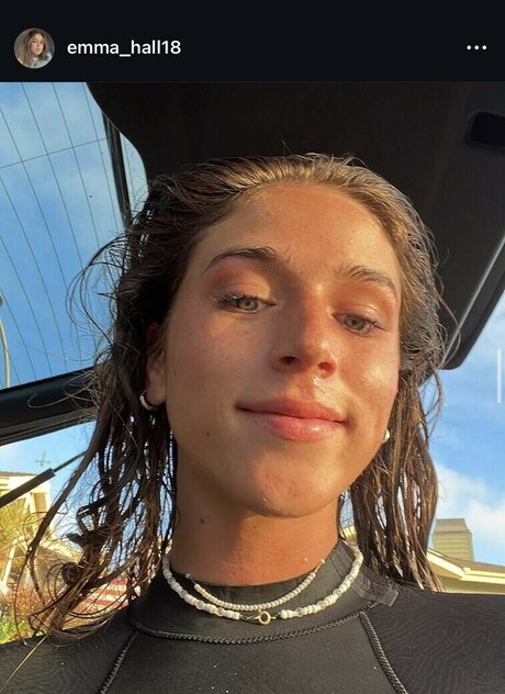 Nahá fotka uniklých OnlyFans od Mynameisemmahall