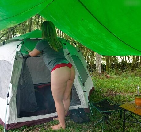 Nahá fotka uniklých OnlyFans od Brazilian Adventure