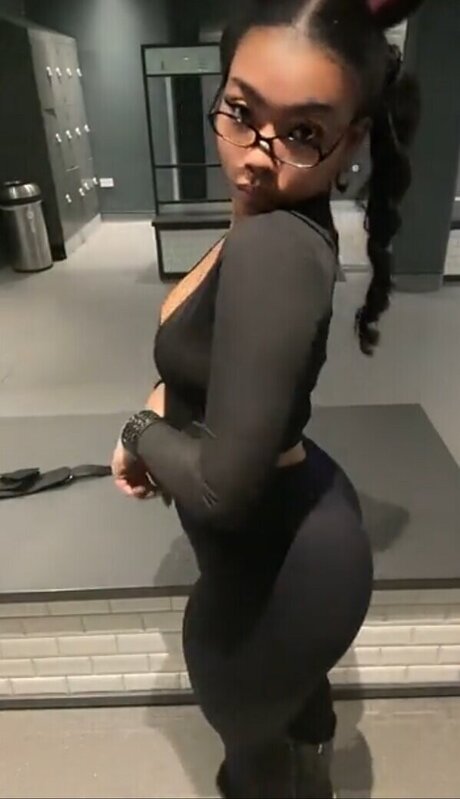 OnlyFans-model Goldenbihxo