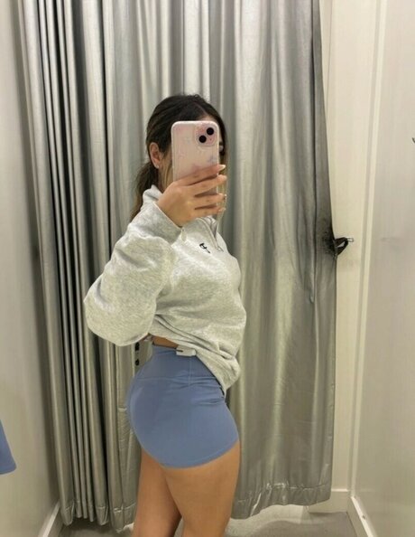 Nahá fotka uniklých OnlyFans od Melanie2004