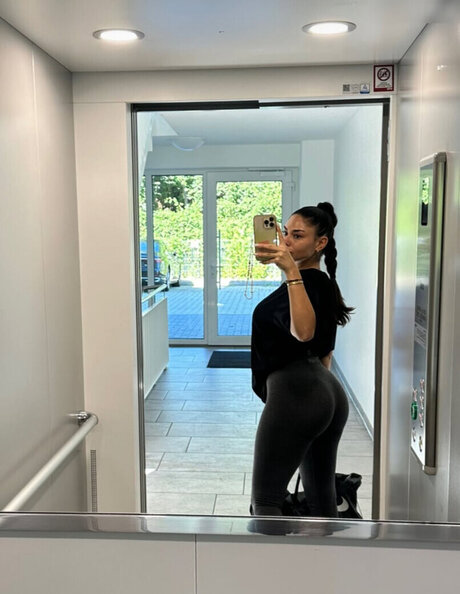 Photo nue de fuite OnlyFans de Kaderimxx