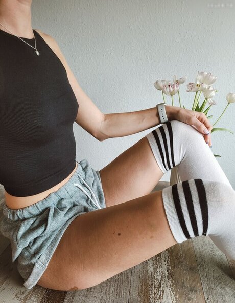 Naken läckt OnlyFans-bild av Mspeachysophie