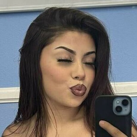 OnlyFans-model Nikkimartinezzz