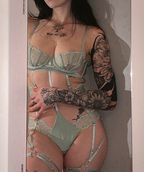 Nacktes geleaktes OnlyFans-Foto von Sadieeden