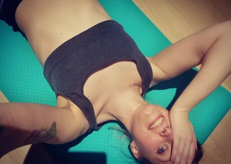 Обнаженная фотография утечки OnlyFans от Einfachsonina