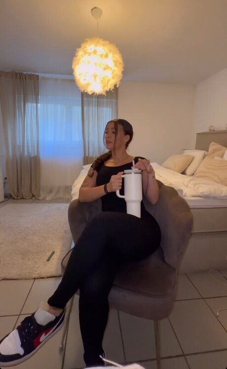 Foto di nudo di fuga di OnlyFans di Jeje Lopes