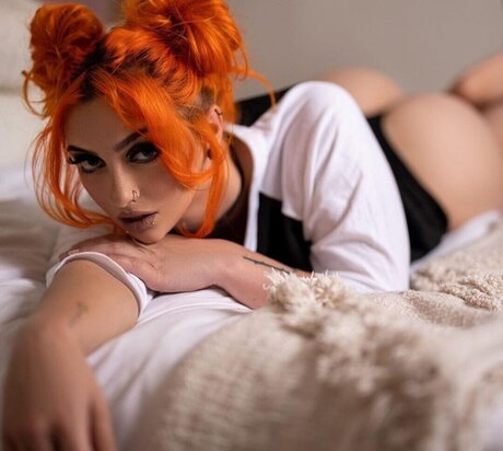 OnlyFans-model Cum Tributes