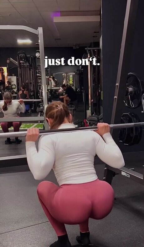 Leona Maronn naked leaks OnlyFans pic