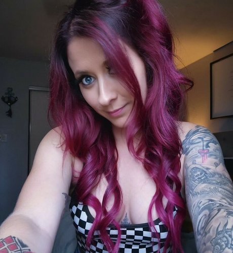 Nacktes geleaktes OnlyFans-Foto von Missdesertlegacy