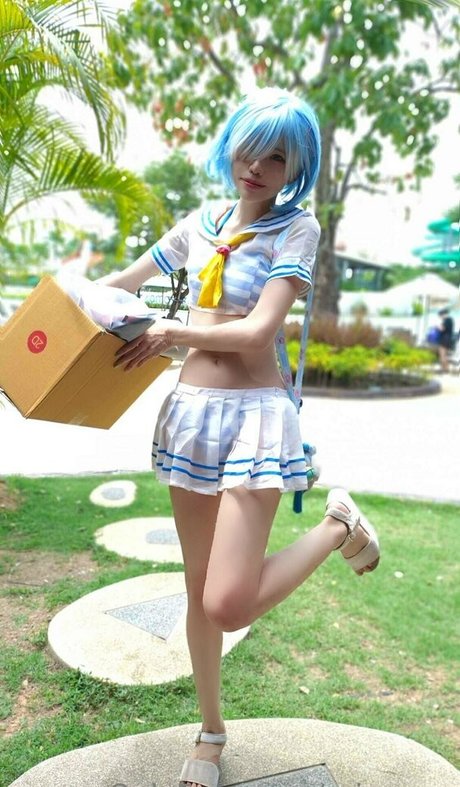 Alasti lekkinud OnlyFans-i pilt Rainxang