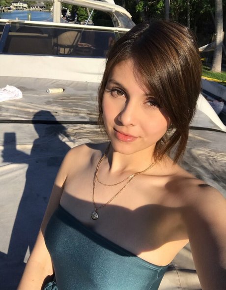 Alasti lekkinud OnlyFans-i pilt Marthacrdns