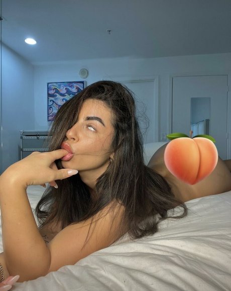 Nacktes geleaktes OnlyFans-Foto von Nikkidoyon