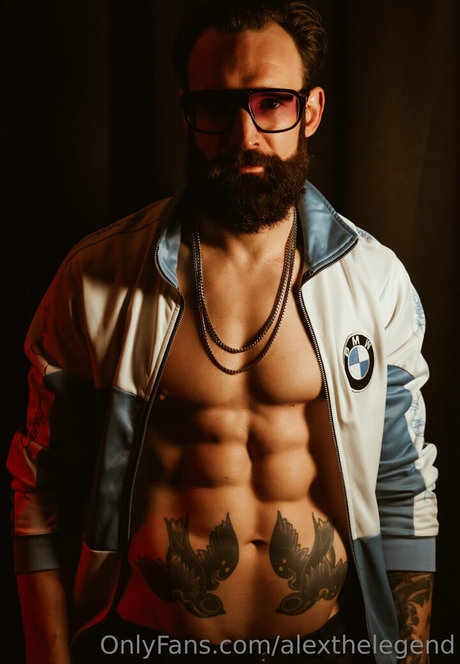 Nahá fotka uniklých OnlyFans od Alexthelegend