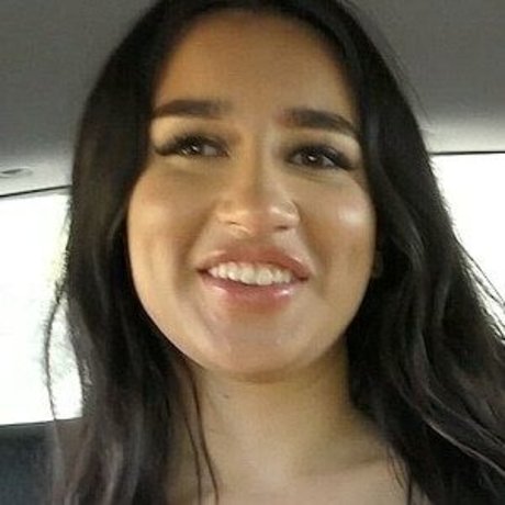 Foto desnuda filtrada de OnlyFans de Realgirlsgonebad