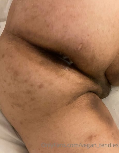 Обнаженная фотография утечки OnlyFans от Vegantendies