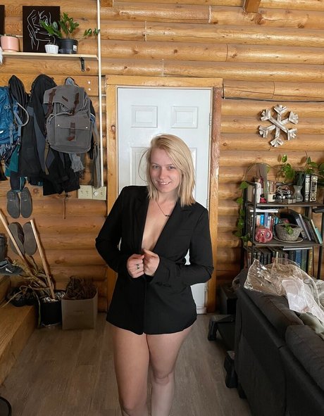 Naken lekkede OnlyFans-bilde av Brook Does Brook