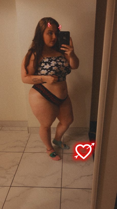 Обнаженная фотография утечки OnlyFans от Lexi Hedgepath