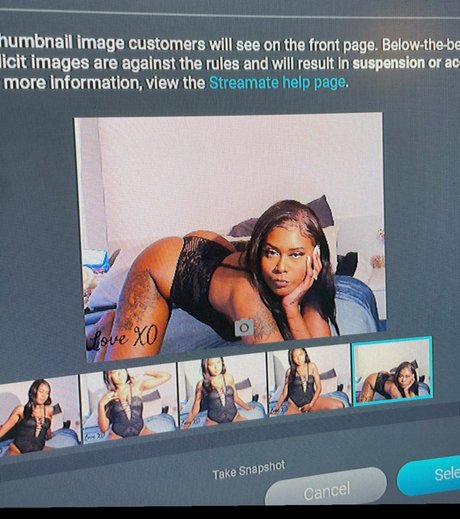 Alasti lekkinud OnlyFans-i pilt   