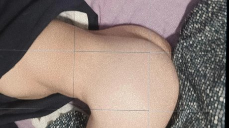 Nahá fotka uniklých OnlyFans od Salvatore