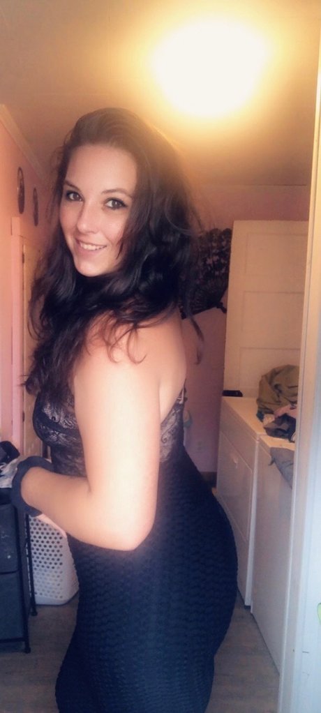 Nacktes geleaktes OnlyFans-Foto von Hidi