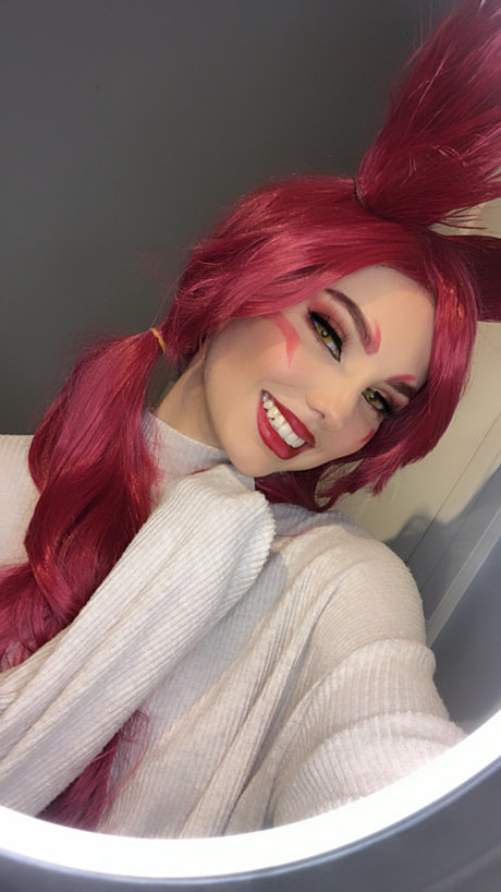 Nahá fotka uniklých OnlyFans od Lola Velvet