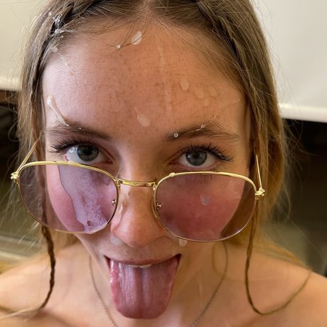 Обнаженная фотография утечки OnlyFans от Luna Bree