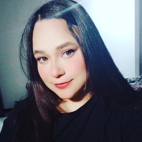 Alasti lekkinud OnlyFans-i pilt Ev 