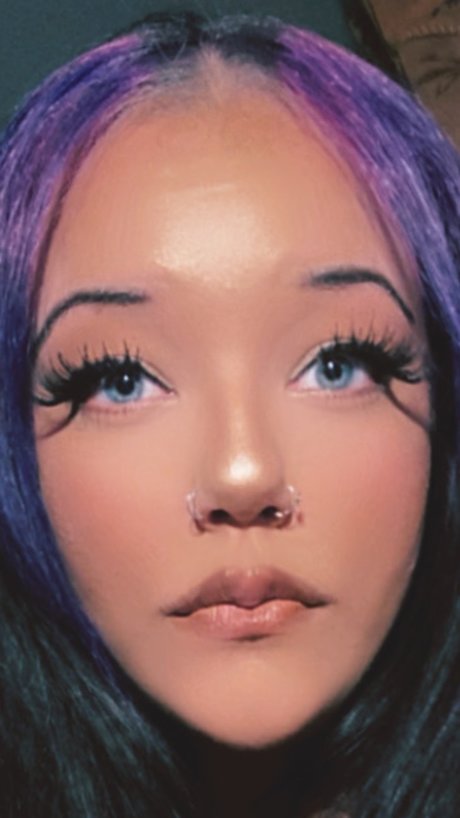 Naakte gelekte OnlyFans-foto van Mariee