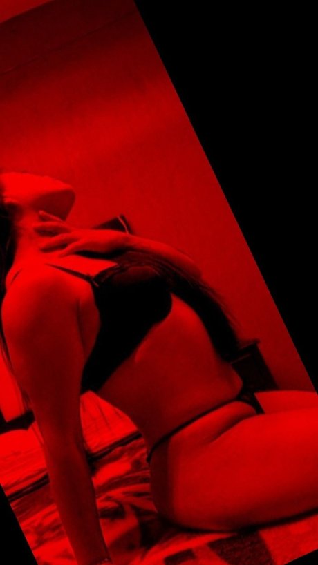 Naken läckt OnlyFans-bild av Maria