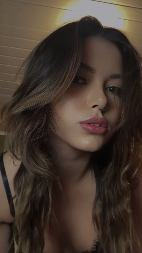 Naken lekkede OnlyFans-bilde av Margott