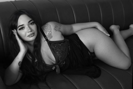 Naken lekkede OnlyFans-bilde av Mamicilla