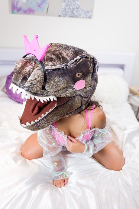 Naken läckt OnlyFans-bild av Mediocrewallofchina